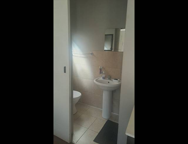 2 BEDROOM APARTMENT BLOCK TO LET IN DALPARK